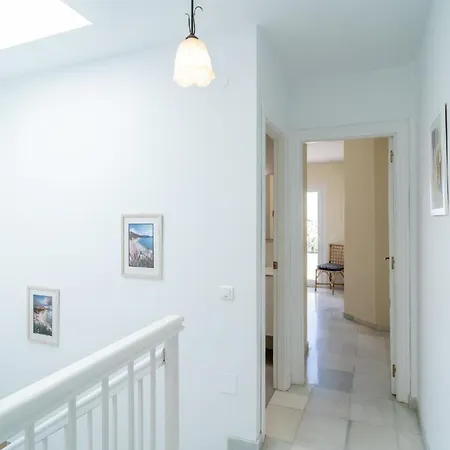 Fuer 4 Personen Ca 100 Qm In Nerja, Andalusien Costa Del Sol Nerja